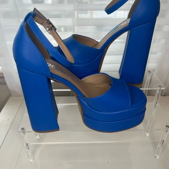 Soda Blue Platform Sandals – Women’s Size 6 - Picture 5 of 10